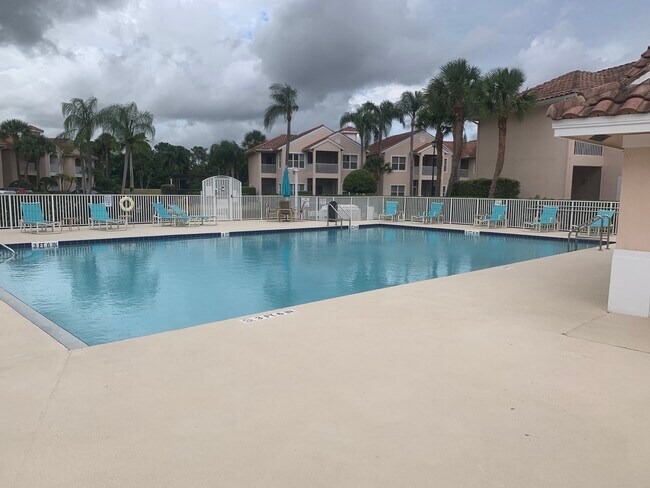9869 Perfect Dr, Unit A in Port St. Lucie, FL - Building Photo - Building Photo