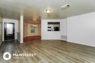11023 Talon Run in San Antonio, TX - Building Photo - Building Photo
