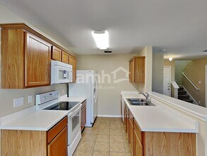 9227 Mare Country in San Antonio, TX - Building Photo - Building Photo