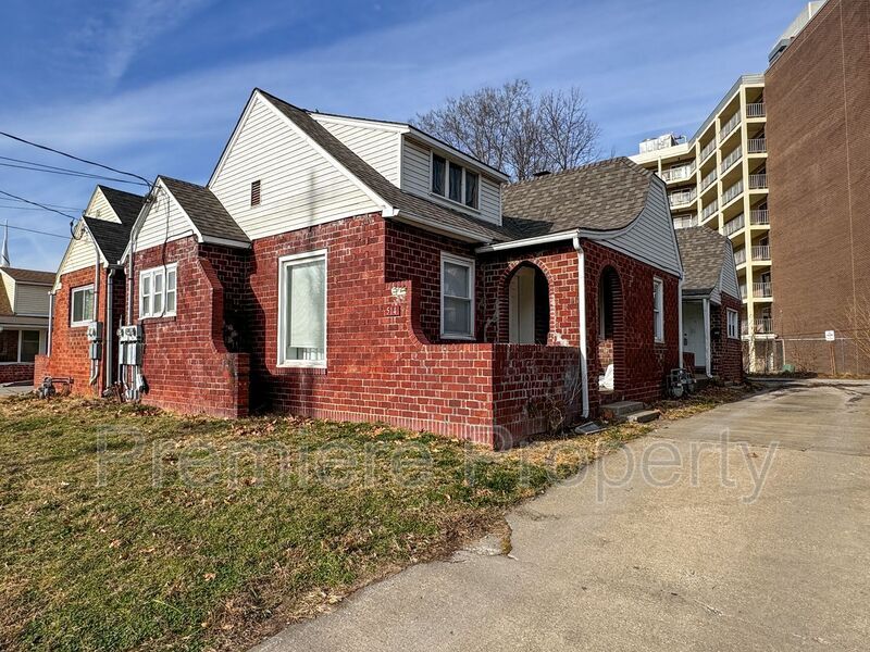 514 W Walnut St in Independence, MO - Building Photo