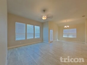 1340 Beach Dr in Azle, TX - Building Photo - Building Photo