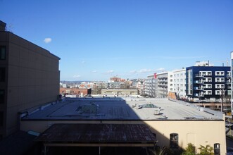 Santa Fe Apartments in Seattle, WA - Building Photo - Building Photo