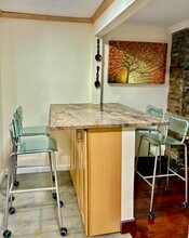 1229 Girard St NW, Unit Lower in Washington, DC - Foto de edificio - Building Photo