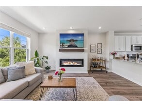 2223 Gateway Curv in North St. Paul, MN - Building Photo - Building Photo