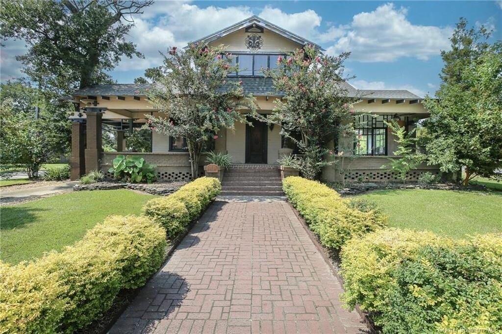 130 Dr Michael Debakey Dr in Lake Charles, LA - Building Photo