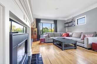 3310 W 7th Ave in Vancouver, BC - Building Photo - Building Photo