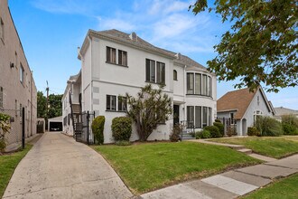 5105 W 21st St in Los Angeles, CA - Building Photo - Building Photo