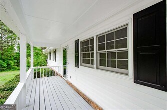 2923 Bicentennial Dr SW in Stone Mountain, GA - Building Photo - Building Photo