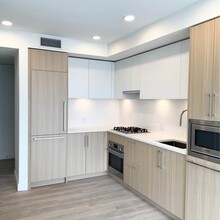 9679 King George Blvd in Surrey, BC - Building Photo - Building Photo