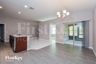 111 Park Hurst Ln in DeLand, FL - Building Photo - Building Photo