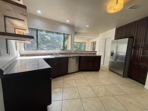 2001 NW 15 Ave in Gainesville, FL - Building Photo - Building Photo