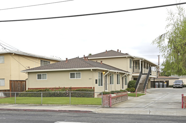 1945-1947 Bellomy St in Santa Clara, CA - Building Photo - Building Photo