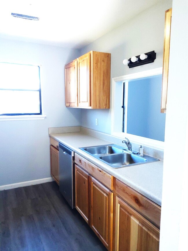 5205b Marseilles Dr in North Charleston, SC - Building Photo - Building Photo