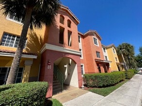 6769 Heritage Grande, Unit 2304 in Boynton Beach, FL - Building Photo - Building Photo