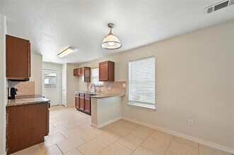 813 E College Ave in Princeton, TX - Building Photo - Building Photo