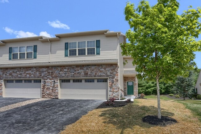 19 Glenn View in Carlisle, PA - Building Photo - Building Photo