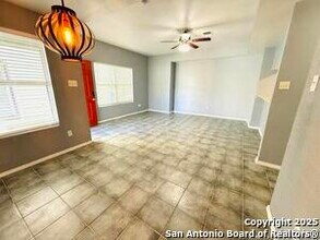 6022 State St in San Antonio, TX - Building Photo - Building Photo