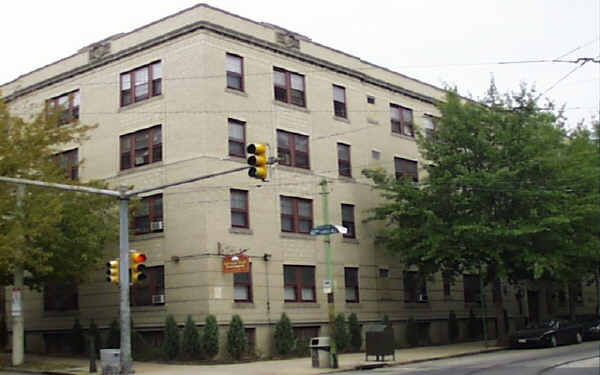 Spruce Hall in Philadelphia, PA - Foto de edificio - Building Photo