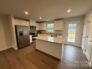 10124 Florentine Wy in Charlotte, NC - Building Photo - Building Photo