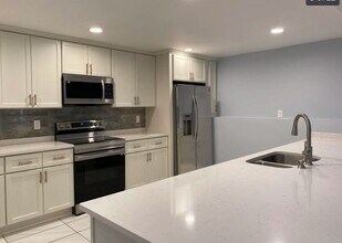 0 Upton Rd in Westborough, MA - Building Photo - Building Photo