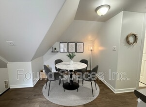 482 King William St in Hamilton, ON - Building Photo - Building Photo