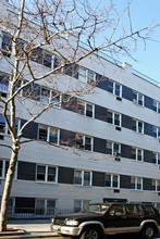 150 W 74th St in New York, NY - Building Photo - Building Photo