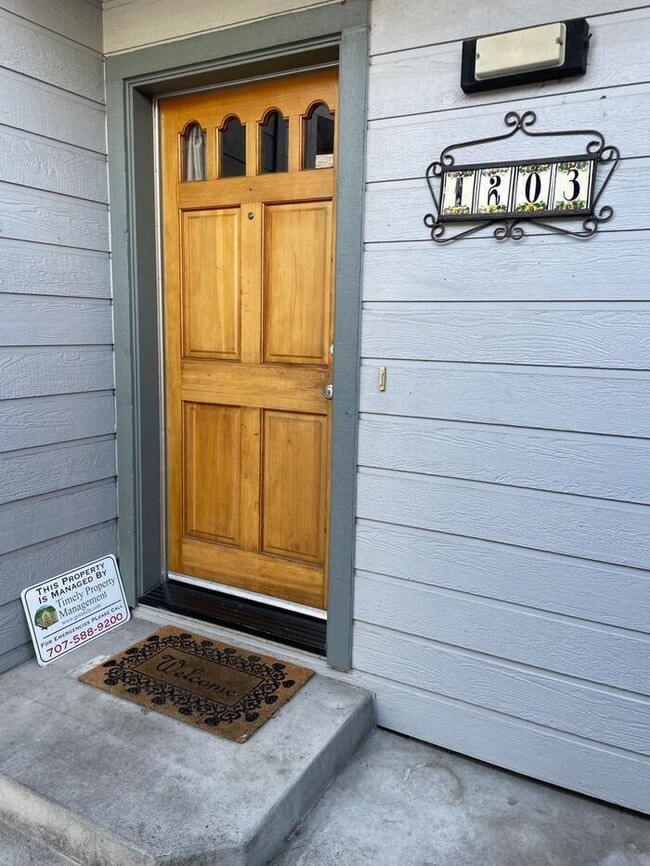 1203 Eardley Ave in Santa Rosa, CA - Building Photo - Building Photo
