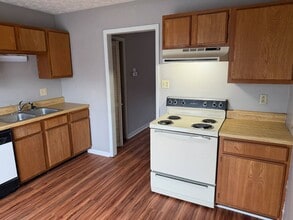 2139 Dougs Way in Heiskell, TN - Building Photo - Building Photo