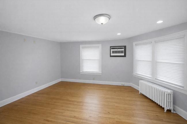 809 13th Ave SE in Minneapolis, MN - Foto de edificio - Building Photo