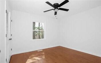 2710 Fordham Dr in Fayetteville, NC - Foto de edificio - Building Photo