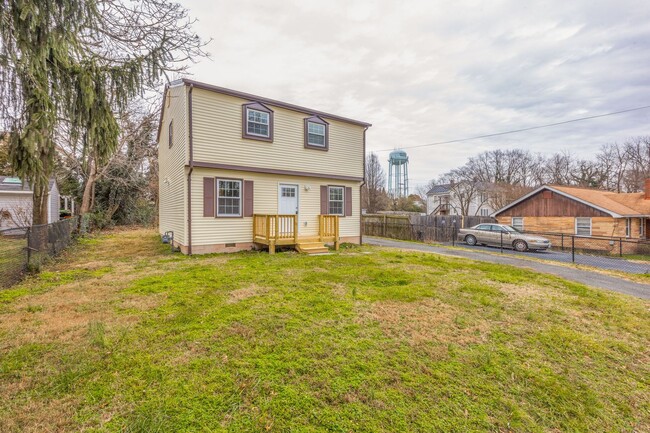 9202 Douglas St in Manassas, VA - Building Photo - Building Photo