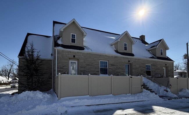 property at 823 Hart St