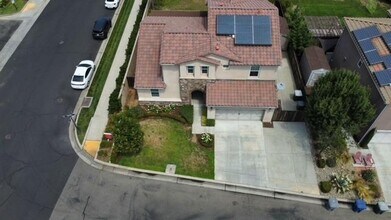 4203 Chesa Ln in Clovis, CA - Building Photo - Building Photo