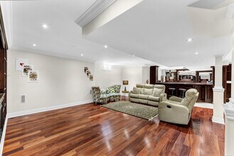 5 Highvalley Cir in Brampton, ON - Building Photo - Building Photo