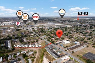 415 S Westgate Dr in Weslaco, TX - Building Photo - Building Photo