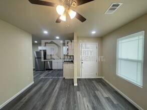 308 S 3rd St in Warner Robins, GA - Building Photo - Building Photo