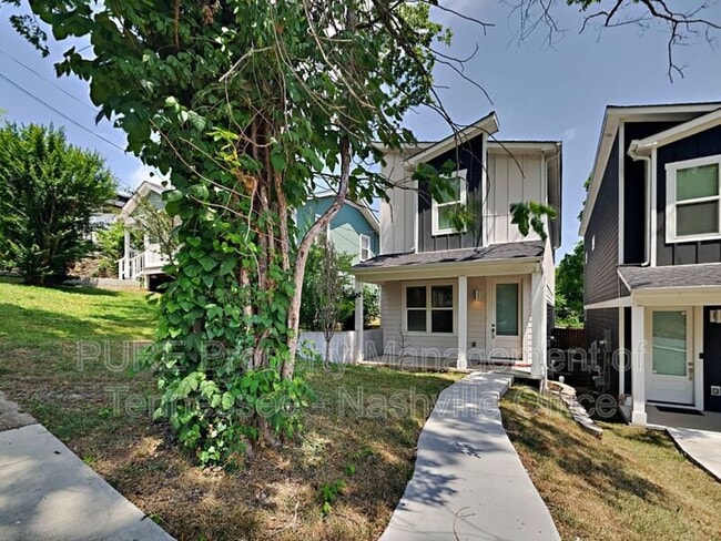 property at 1704B Simpkins St