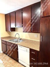 1051 Dawson Ave in Long Beach, CA - Building Photo - Building Photo