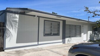 2600 NE 8th Ave in Pompano Beach, FL - Building Photo