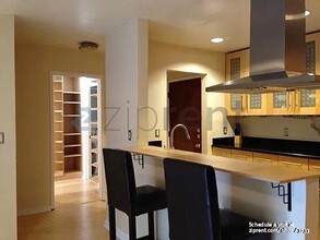 955 Shorepoint Ct in Alameda, CA - Building Photo - Building Photo
