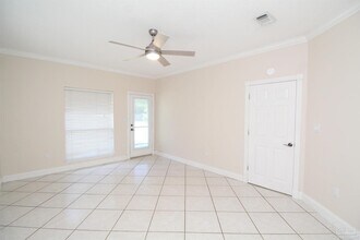 2563 2nd Ct in Navarre, FL - Building Photo - Building Photo