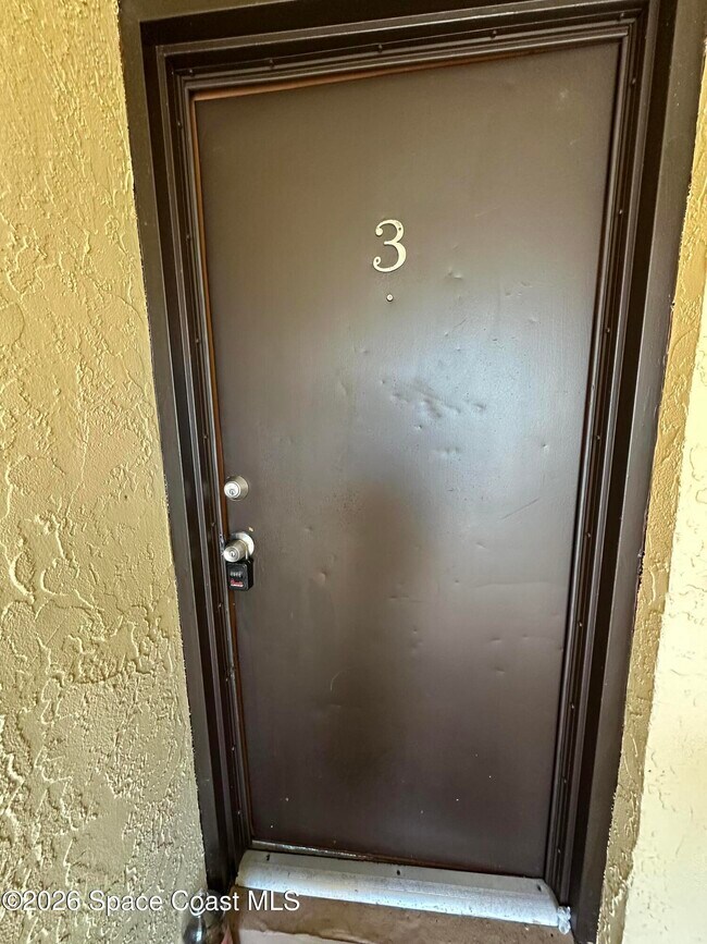 837 Hickory St in Melbourne, FL - Foto de edificio - Building Photo