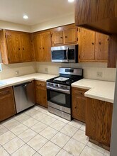 17632 Los Alimos St in Granada Hills, CA - Building Photo - Building Photo