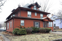 2916 Cottage Grove Ave in Des Moines, IA - Foto de edificio - Building Photo