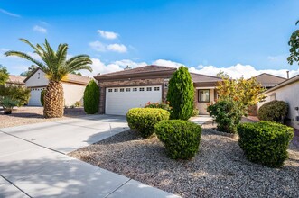 2563 Evening Twilight Ave in Henderson, NV - Building Photo - Building Photo