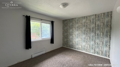 147 Edgehill Dr in Barrie, ON - Building Photo - Building Photo