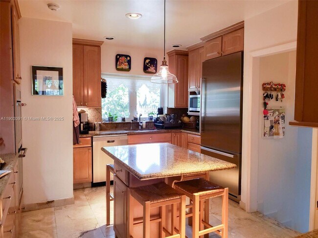 1600 Nocatee Dr in Miami, FL - Building Photo - Building Photo