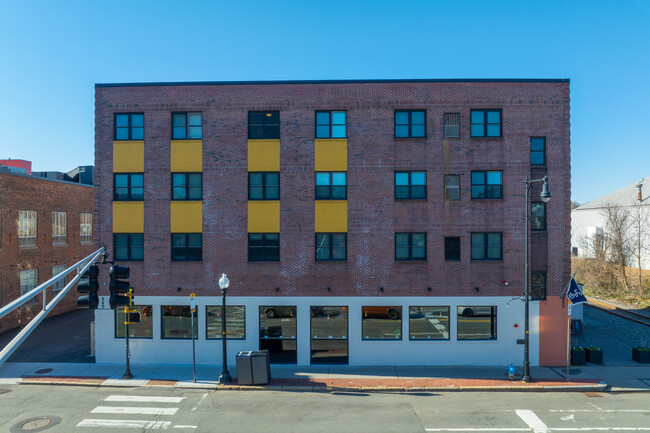 660-674 Cambridge St in Cambridge, MA - Building Photo - Building Photo