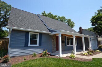 12328 Chalford Ln in Bowie, MD - Building Photo - Building Photo