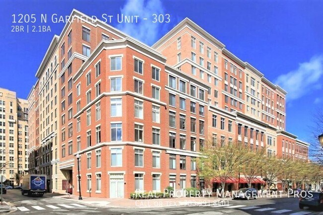 1205 N Garfield St in Arlington, VA - Building Photo - Building Photo